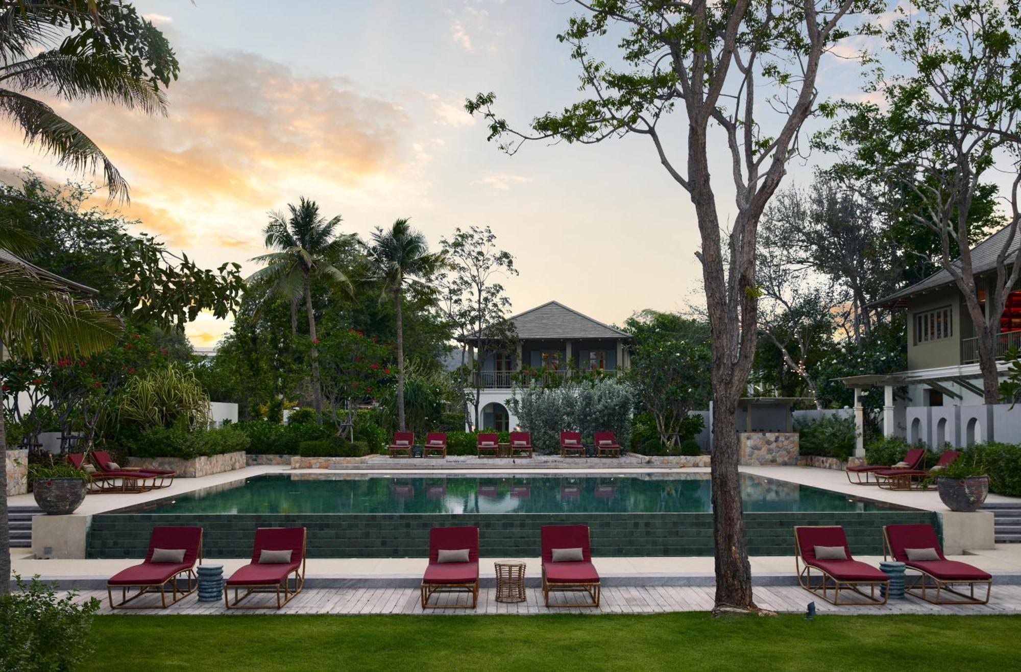 Charras Bhawan Hotel And Residences Hua Hin Eksteriør bilde